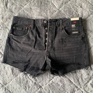 Black 501 Levi jean shorts